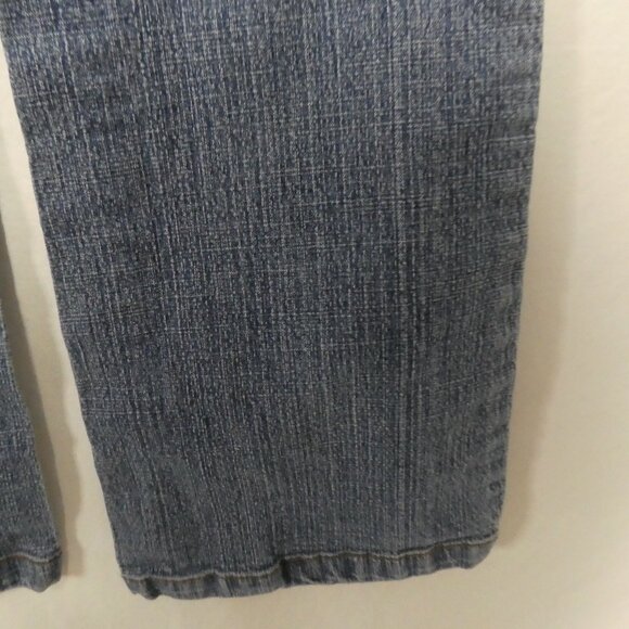 LONDON BLUES - Petites | 4P | Bootcut Jeans | Studded Waist | *Missing Button - Picture 15 of 16